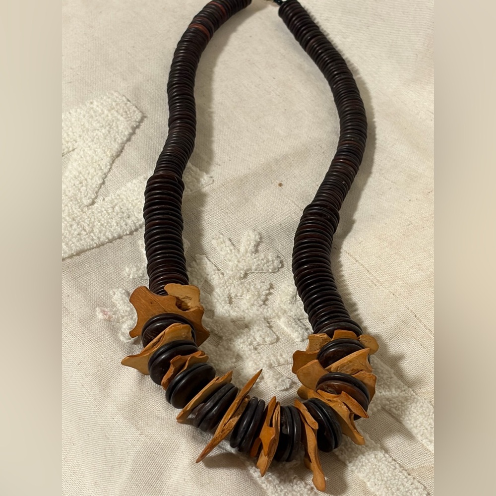 Vintage Driftwood Accent Brown and Tan Various Size Beaded Necklace. Unique